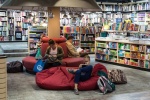 Москвичи назвали лучший книжный магазин Москвичи назвали лучший книжный магазин